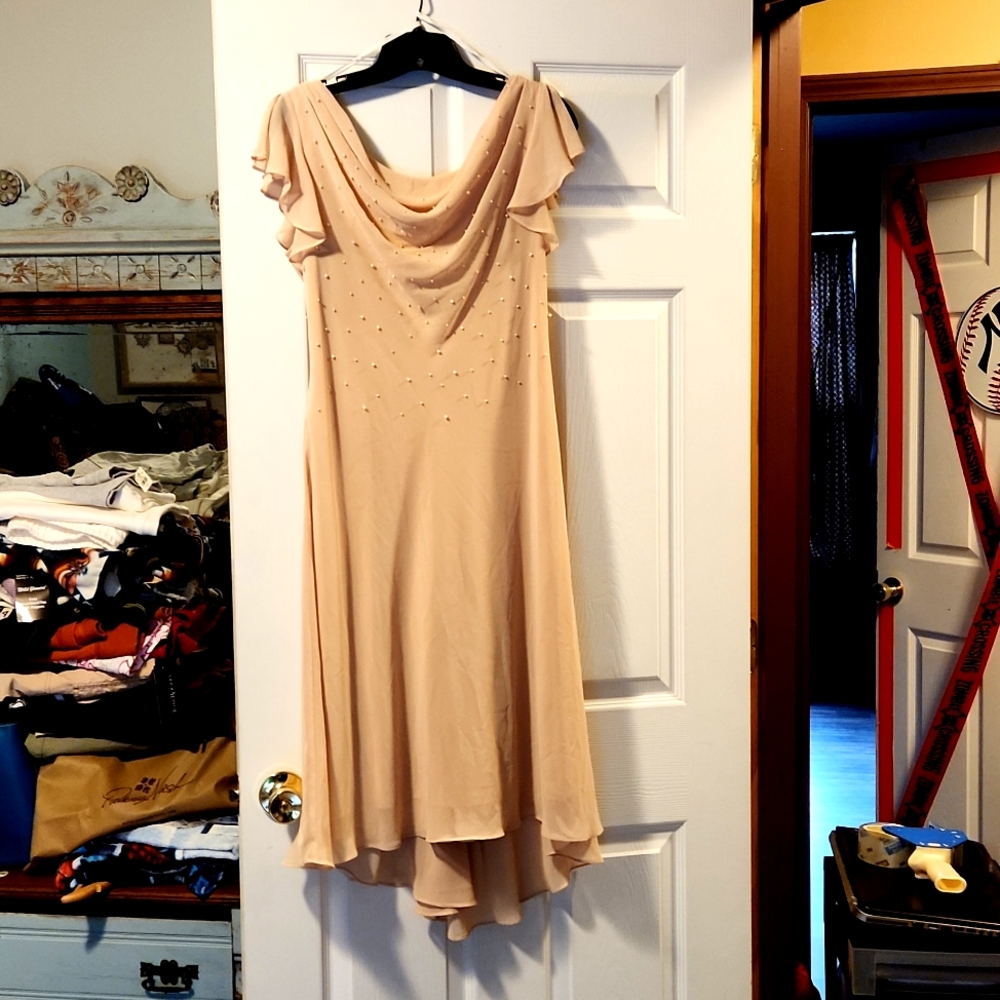 S.L Fashions Petite Dress Size 12 with Pearl front
